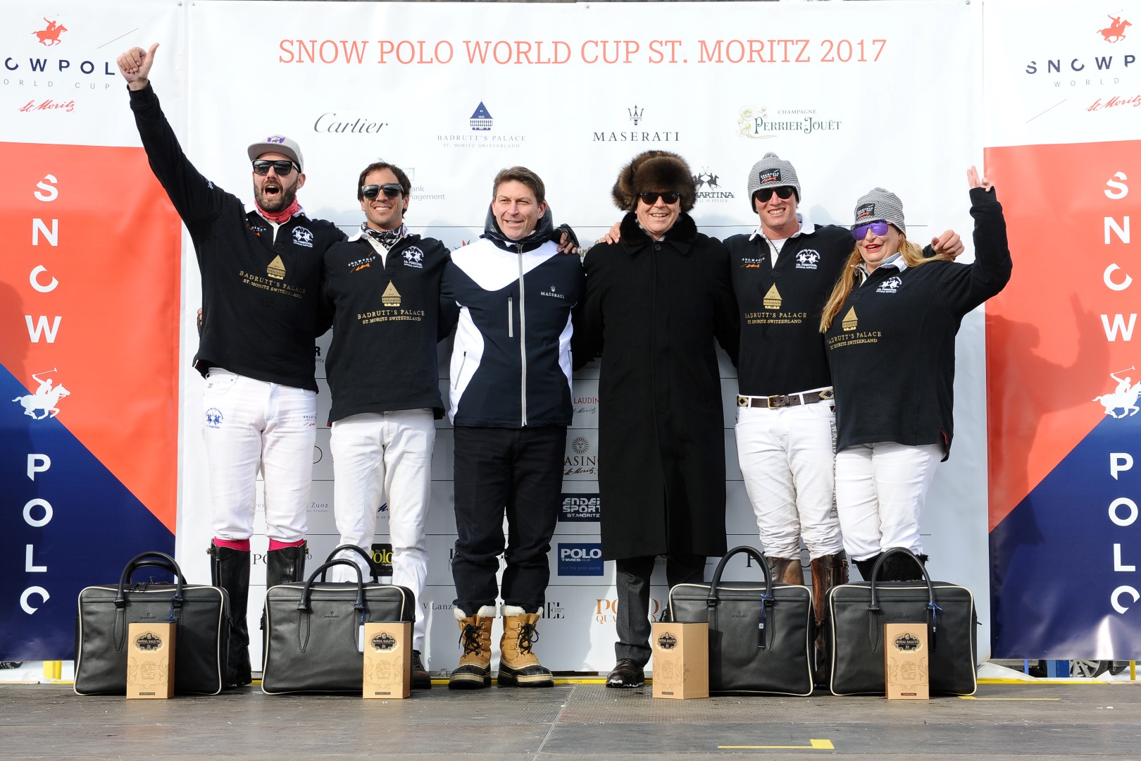 28 01 17-0596 32448557191 o