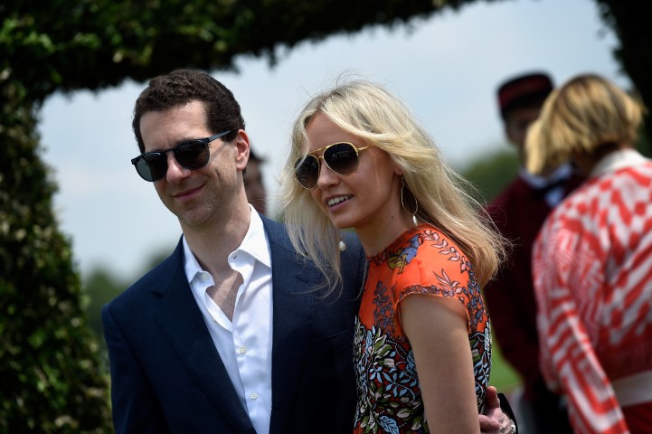 700065097 AJ 5882 32901D2A34C0F84549DF4943C93F85E2