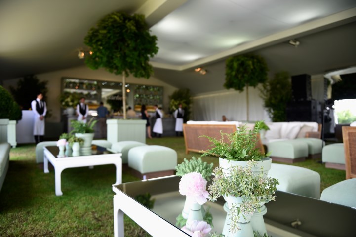 700065097 AJ 8793 F4E49481905EB6487904EEB7F96C0441