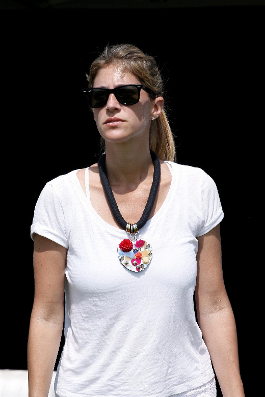 Social-PMD beautiful wife